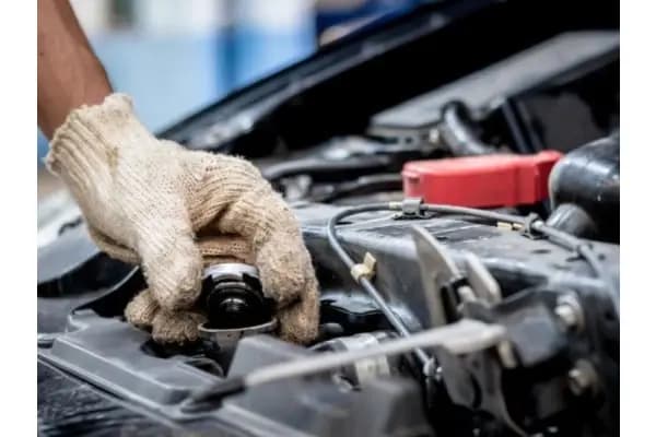 Apa Peran Tutup Radiator? Berikut Fungsi, Komponen, dan Cara Kerjanya