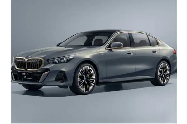 BMW i5 Telah Hadir di Indonesia, Berikut Spesifikasi dan Harganya!