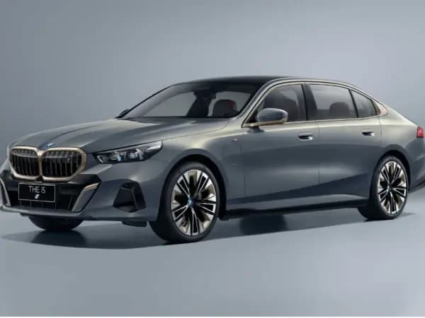 BMW i5 Telah Hadir di Indonesia, Berikut Spesifikasi dan Harganya!