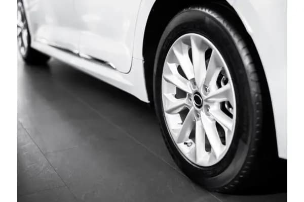 Ban Bridgestone: Spesifikasi, Tipe, Plus Minus, dan Harganya