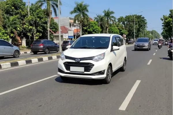 Mobil Bekas Sigra Cicilan 2 Jutaan Dapat Tahun Berapa?