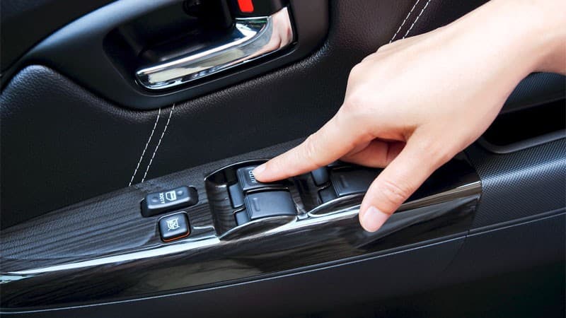 Power Window Mobilmu Macet? Ini Biaya Servis dan Bengkelnya