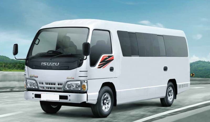 Daftar Harga Sewa Mobil Elf di Bali, Liburan Makin Nyaman dan Mudah!