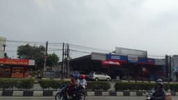 Bandar Pelumas Cipondoh