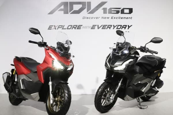 Harga Honda ADV 160 Terbaru, Rival Tangguh Yamaha Aerox