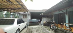 Marlons Speed Shop Garage