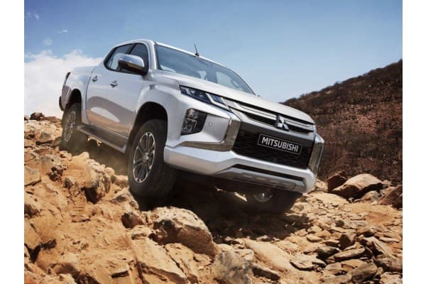 Ketangguhan Mitsubishi Triton Double Cabin, Cocok di Berbagai Medan