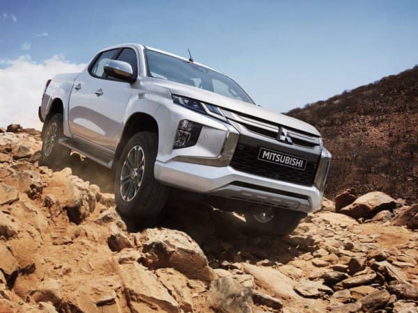 Ketangguhan Mitsubishi Triton Double Cabin, Cocok di Berbagai Medan