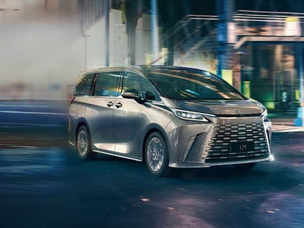 MPV Sultan! Ini Harga All New Lexus LM Hybrid 2025