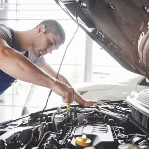 3+ Layanan Bengkel Mobil Panggilan dan Biayanya di Setir Kanan