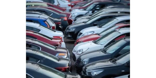 Rekomendasi Mobil Bekas Karawang, Harga Mulai 100 Jutaan!