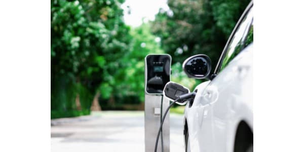 Emisi Mobil Listrik Juga Tinggi? Cek Fakta dan Perbandingannya