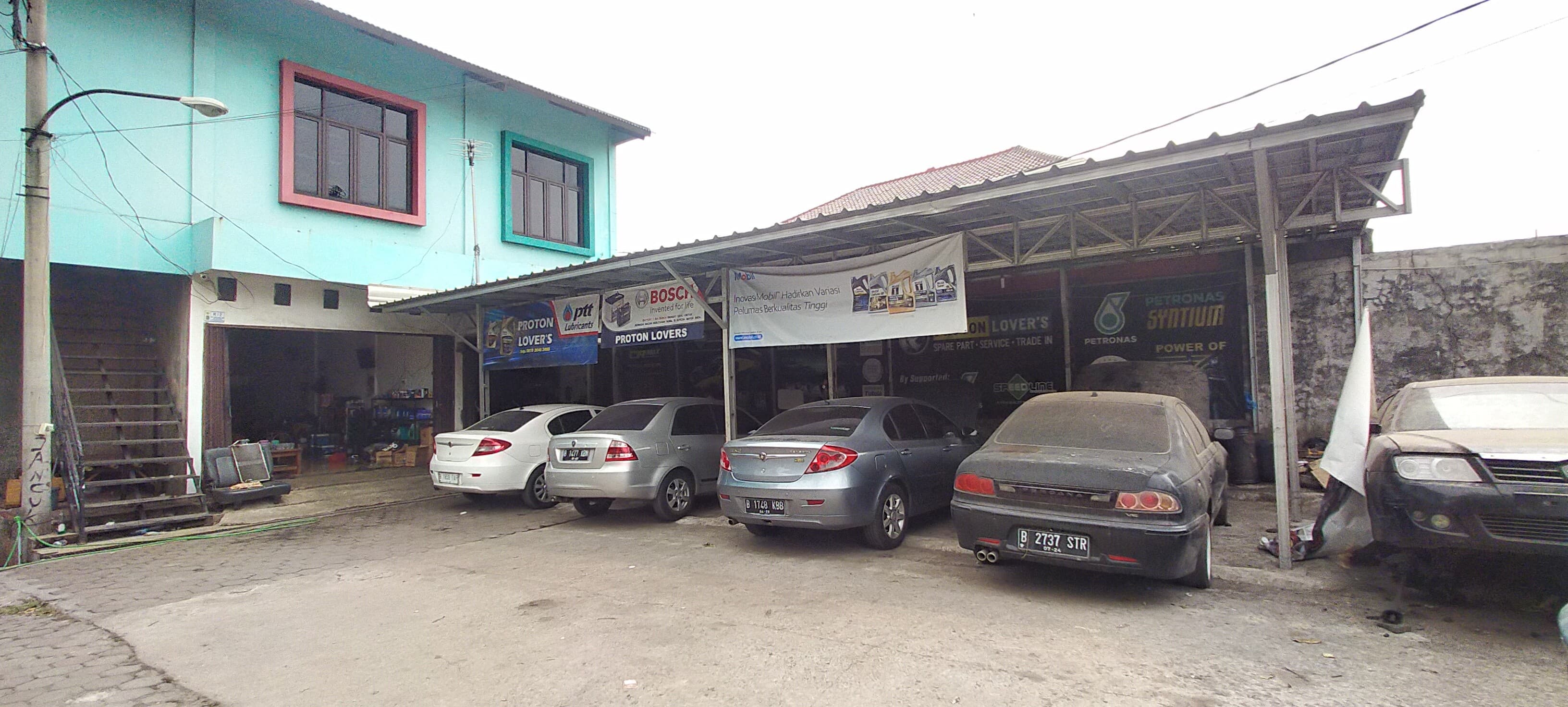Proton Lovers