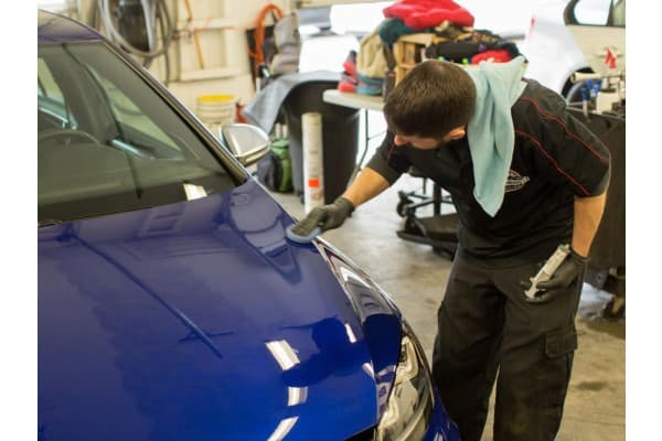 Detailing Mobil, Intip Prosesnya dan Biaya yang Perlu Dikeluarkan