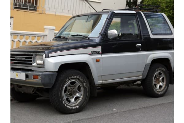 Mau Beli Daihatsu Feroza? Simak Dulu Kelebihan Kekurangannya