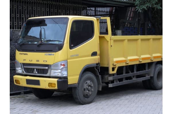 Mobil Colt Diesel Bekas: Cek Spesifikasi, Jenis dan Harganya!