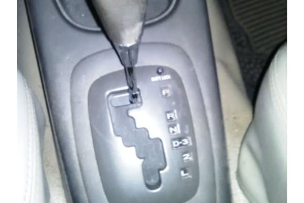 Kenali 5 Penyebab Bau Gosong Pada Mobil Matic!