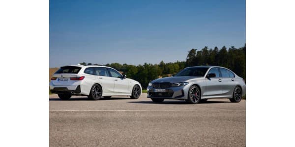 Spesifikasi & Harga BMW 330i, Mobil Sport Mewah asal Jerman