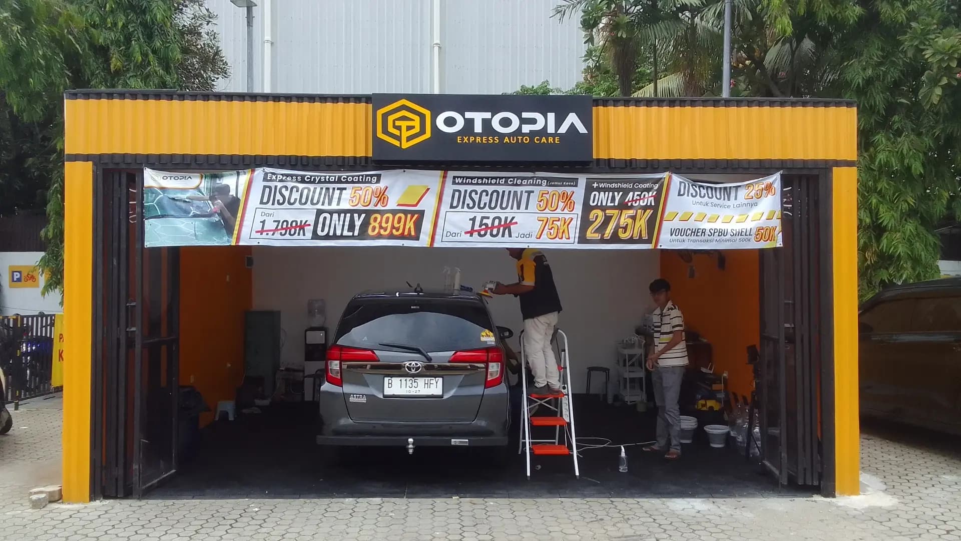 Otopia Express Daan Mogot