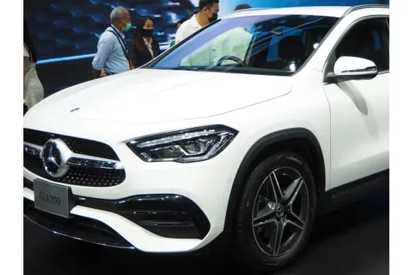 Mercedes Benz GLA 200: Spesifikasi Mewah, Harga Entry-level