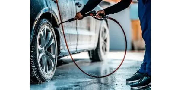 Daftar 18 Alat Cuci Mobil Praktis yang Bisa Kamu Pakai di Rumah!