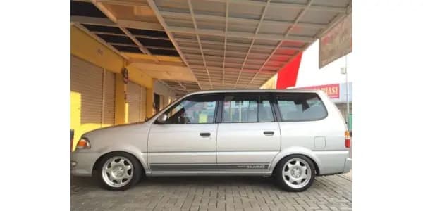 Cuma 50 Jutaan, Intip Spesifikasi Toyota Kijang Kapsul LGX!