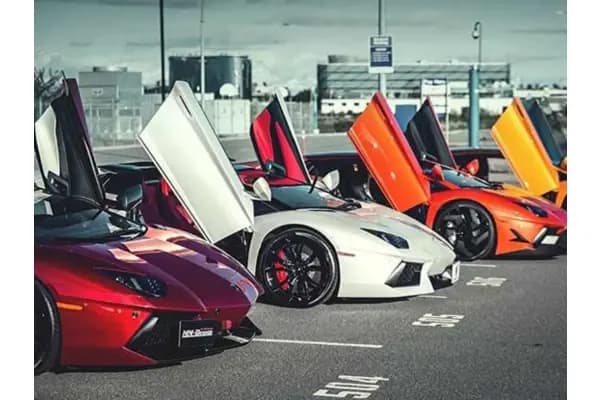 5 Mobil Sport Mewah Terbaru 2024 yang Cocok untuk Bergaya