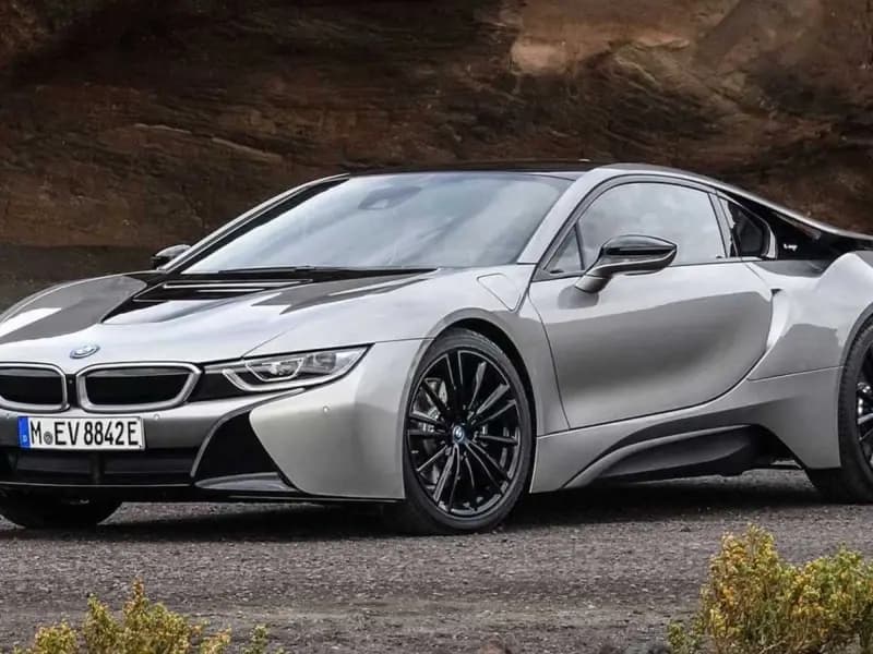 Harga Mobil BMW i8 Bekas, Cek Spesifikasi Lengkapnya!