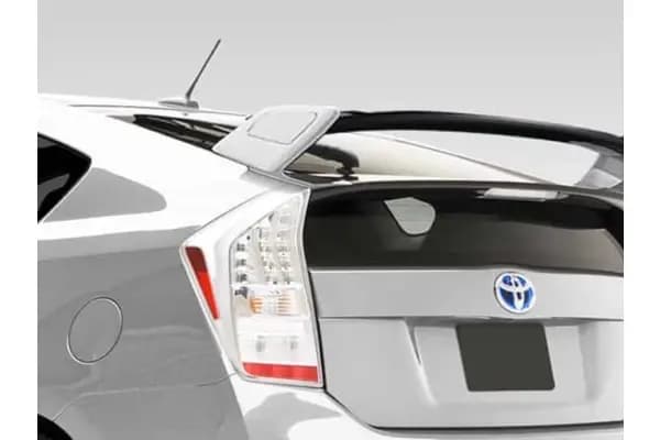 Cari Spoiler Mobil? Pahami Dulu Arti, Jenis, dan Bahannya