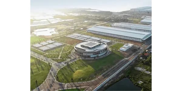 VinFast Raih Penghargaan "Pionir Penggerak Transisi Hijau" Detik Awards 2024