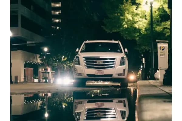 Cadillac Escalade: SUV Premium 3 Milyar, Worth it?