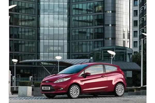 Spesifikasi Ford Focus, Harga Mulai 90 Jutaan!