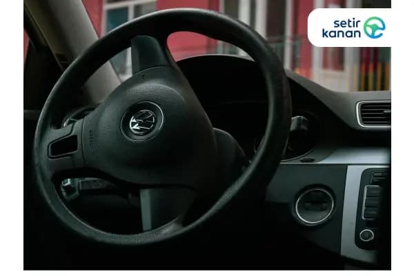 Salon Mobil: Jenis Perawatan, Kisaran Harga & Prosedurnya