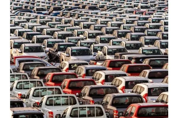 Harga Kredit Mobil Xenia: DP, Cicilan & Harga Bekas