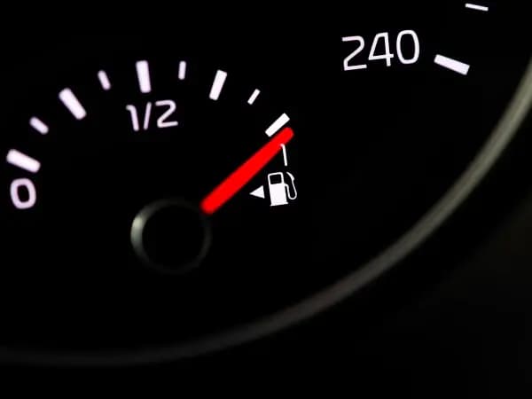 Mau Tahu 1 Liter Bensin Berapa Km? Ini Cara Hitungnya