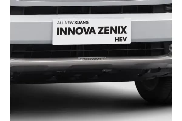 Driving Experience Toyota Innova Zenix HEV, Lincah & Irit!