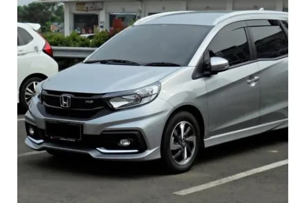 Mobilio 2017, Mobil Keluarga Irit dan Stylish yang Masih Jadi Incaran!