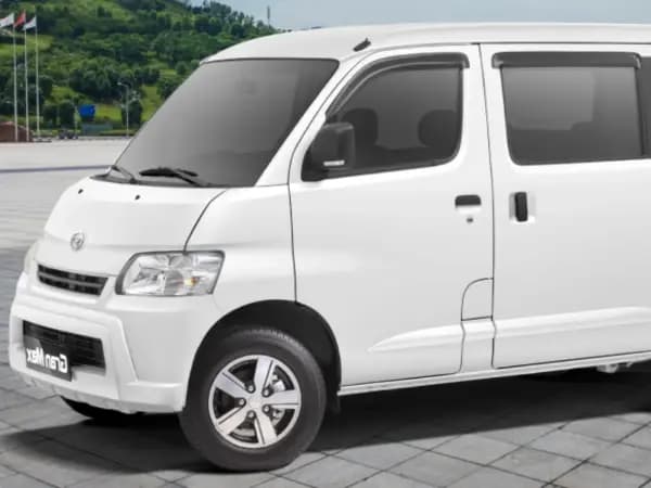 7 Inspirasi Granmax Modif, Bisa jadi Cafe hingga Ambulans!