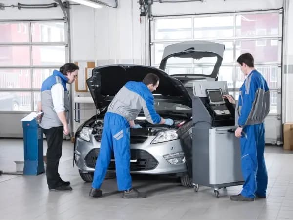 Kenapa Servis Berkala Bisa Meningkatkan Harga Jual Mobil Bekas?