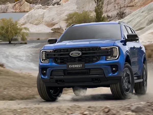 Ford Everest Sport 2025, SUV Gagah dengan Mesin Tangguh!