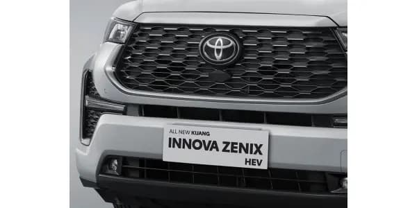 Toyota Innova Zenix HEV, MPV Hybrid Irit & Nyaman!