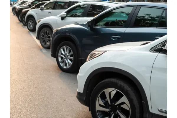 8 Rekomendasi Mobil Cicilan Rp 3 Jutaan, Nyaman dan Terjangkau!