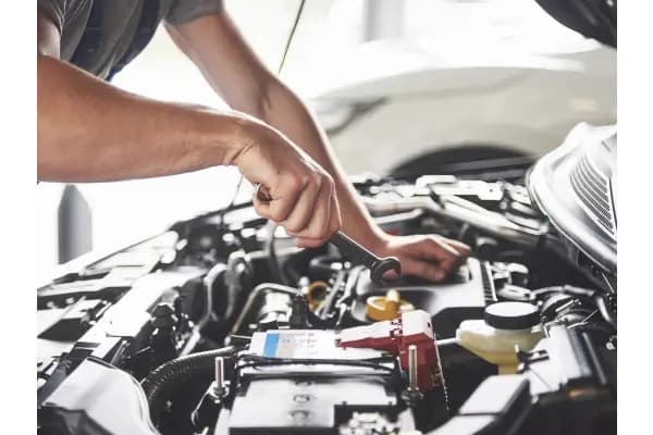 Mengenal Piston Mobil: Fungsi, Ciri Kerusakan, dan Cara Merawatnya