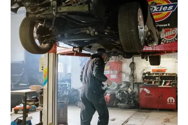 Cara Servis Kaki Kaki Mobil, Komponen, Biaya & Tips Merawat