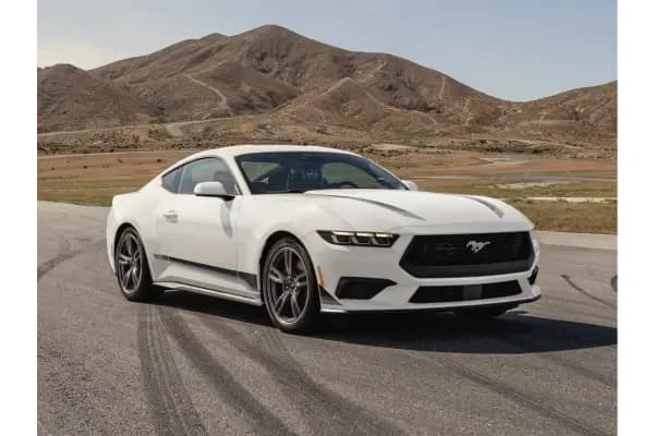 Ford Mustang 2025 Tampil Buas di GIIAS 2025, Cek Spesifikasinya!