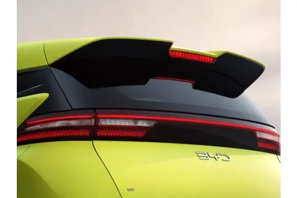 BYD Atto 1 Dynamic vs Premium, Apa Beda Variannya?