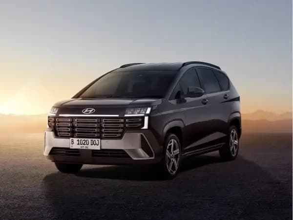 15 Rekomendasi Mobil Keluarga Terbaik, Nyaman & Mewah!