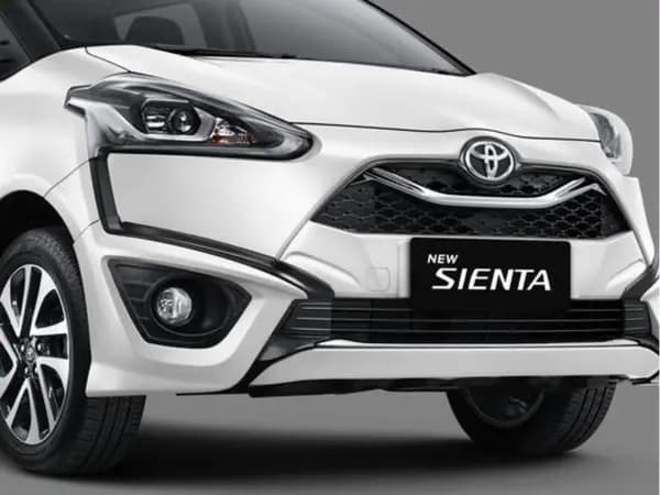 Perbandingan Honda Freed vs Toyota Sienta Bekas, Pilih Mana?