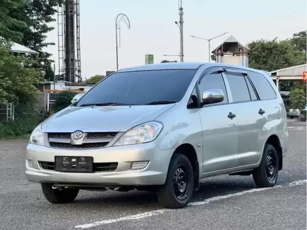 Cari Mobil Innova Bekas Harga 80 Jutaan? Ini Daftar Rekomendasinya!