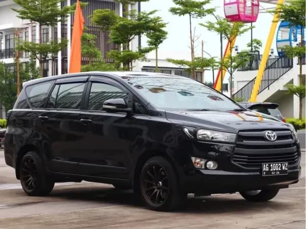 Perbedaan Innova vs Fortuner, Mana Pilihan Terbaik?